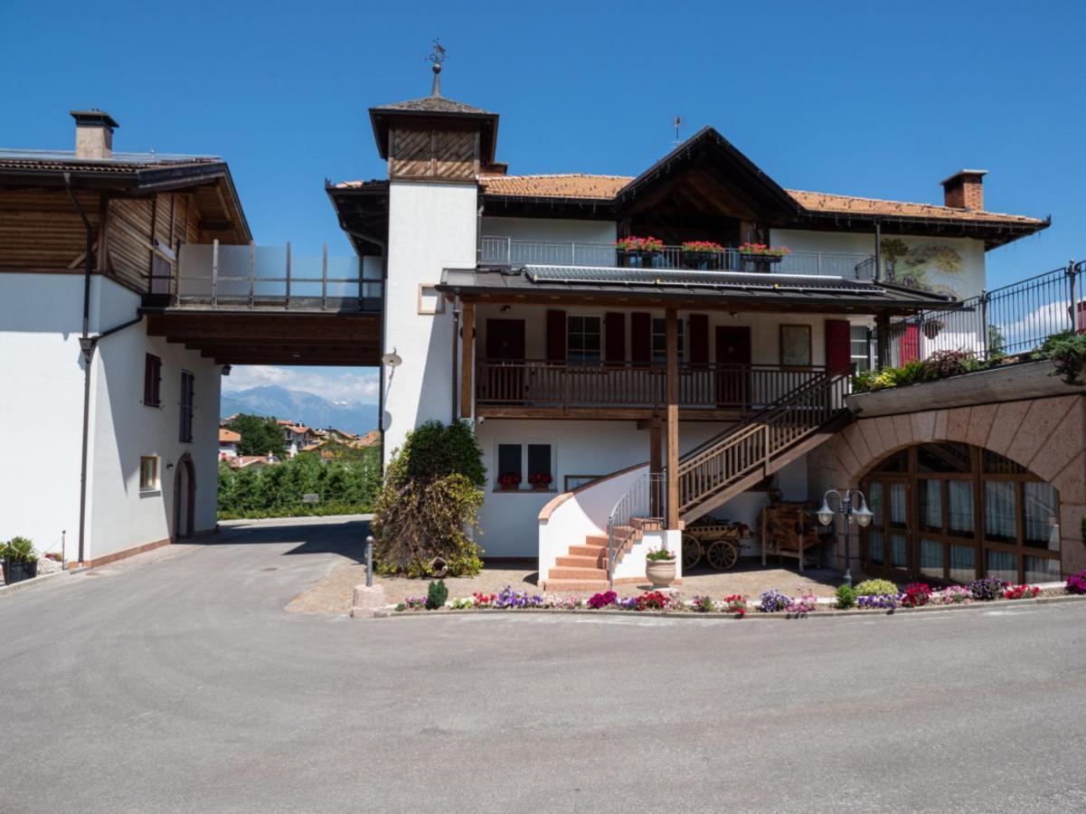 Agritur Golden Pause Villa Ton ภายนอก รูปภาพ