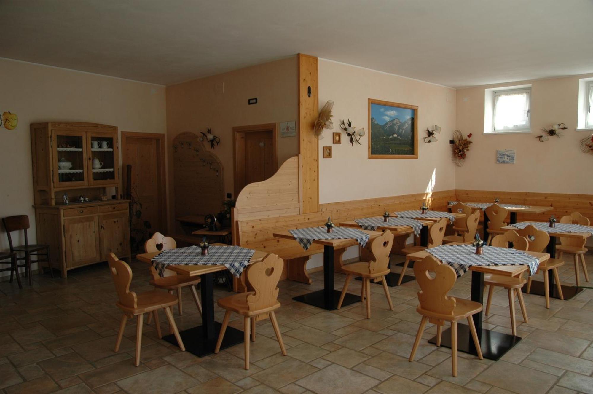 Agritur Golden Pause Villa Ton ภายนอก รูปภาพ