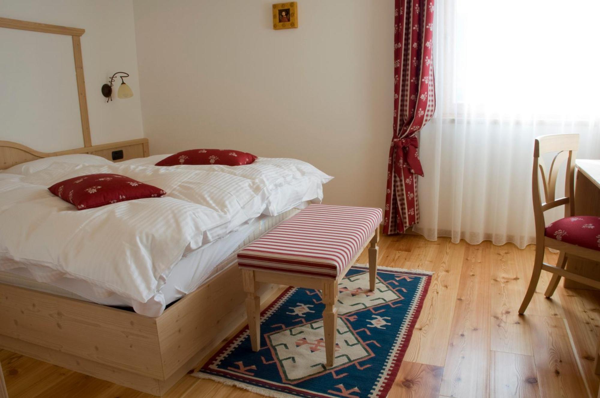 Agritur Golden Pause Villa Ton ภายนอก รูปภาพ