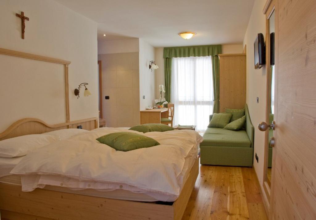 Agritur Golden Pause Villa Ton ภายนอก รูปภาพ