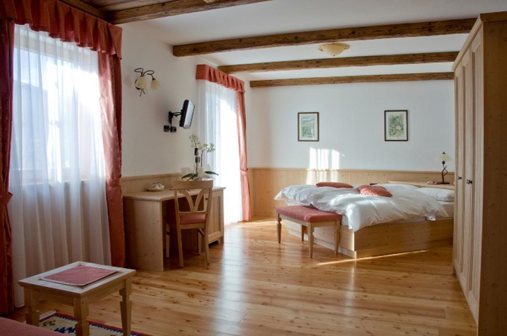Agritur Golden Pause Villa Ton ภายนอก รูปภาพ