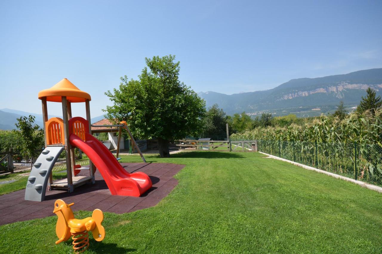 Agritur Golden Pause Villa Ton ภายนอก รูปภาพ